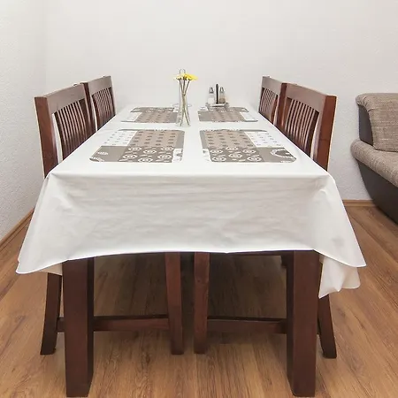 Old Town 91 Daire Pula